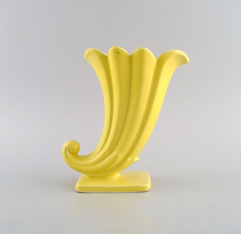 European studio ceramist. Unique vase in glazed ceramics. Beautiful glaze in shades of yellow. Mid - 3