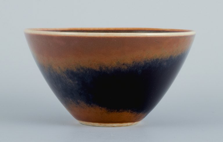 Rorstrand, small ceramic bowl in shades of blue and brown. - 3