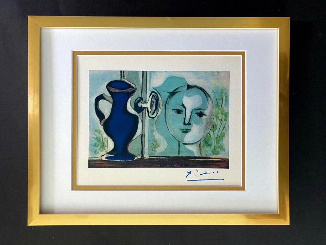 PABLO PICASSO BEAUTIFUL 1948 SIGNED SCARCE PRINT MATTED AND FRAMED: This is a Beautiful and Scarce 1948 Print After PABLO PICASSO " Tete " FACSIMILE SIGNED IN BLUE INK Matted and Framed covering an area of 15x12 in. Printed in Beautiful Paper after this Iconic Artwork