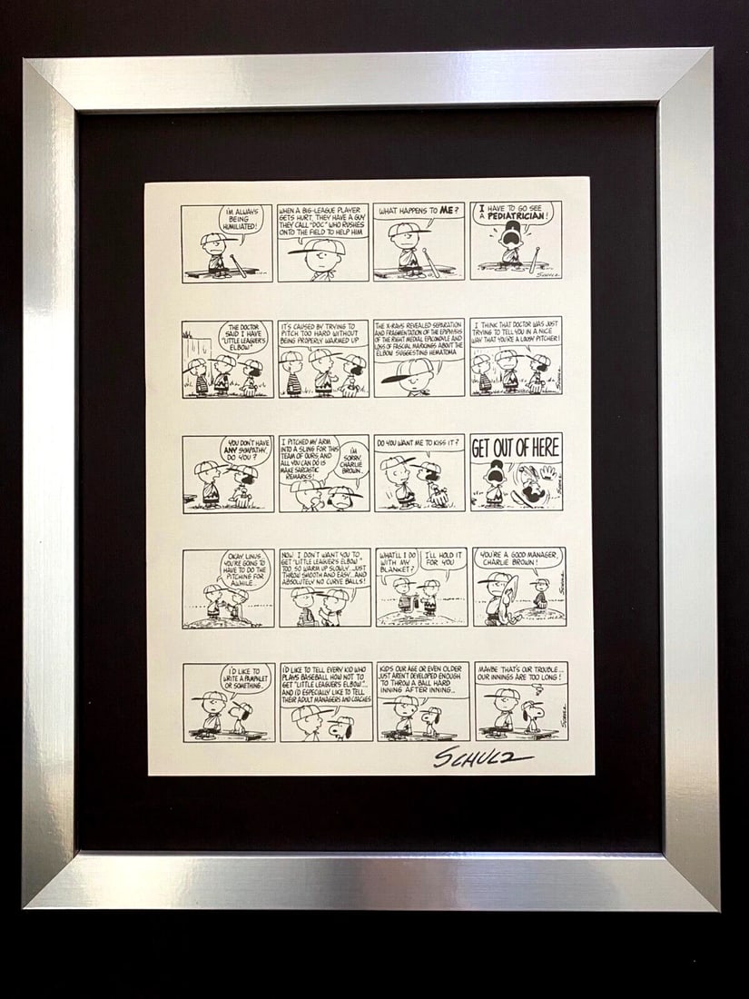 Charles Schulz Snoopy Peanuts 1968 Vintage Signed Print Framed: WE HAVE FOR SALE TODAY THIS BEAUTIFUL VINTAGE 1968 OFFSET LITHOGRAPH AFTER CHARLES M. SCHULTZ " PEANUTS CARTOON " FACSIMILE SIGNED IN INK ART PRINT IS ABOUT 11.2 X 8.4IN THIS ART PRINT IS MOUNTED ON A