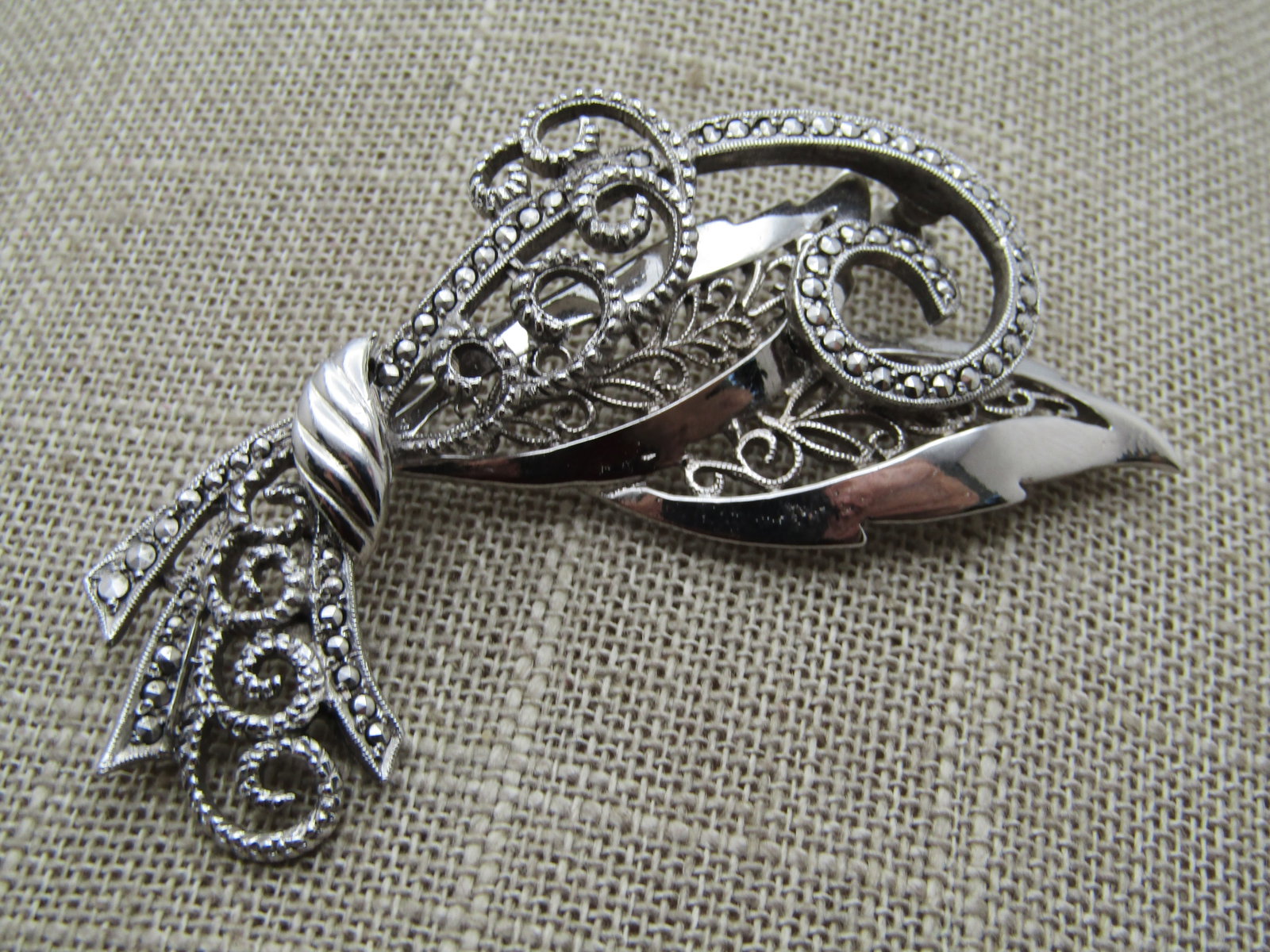 Vintage Scrolled Leaf Tiered Brooch, Faux Marcasite, 1960's-1970's, Signed - 3
