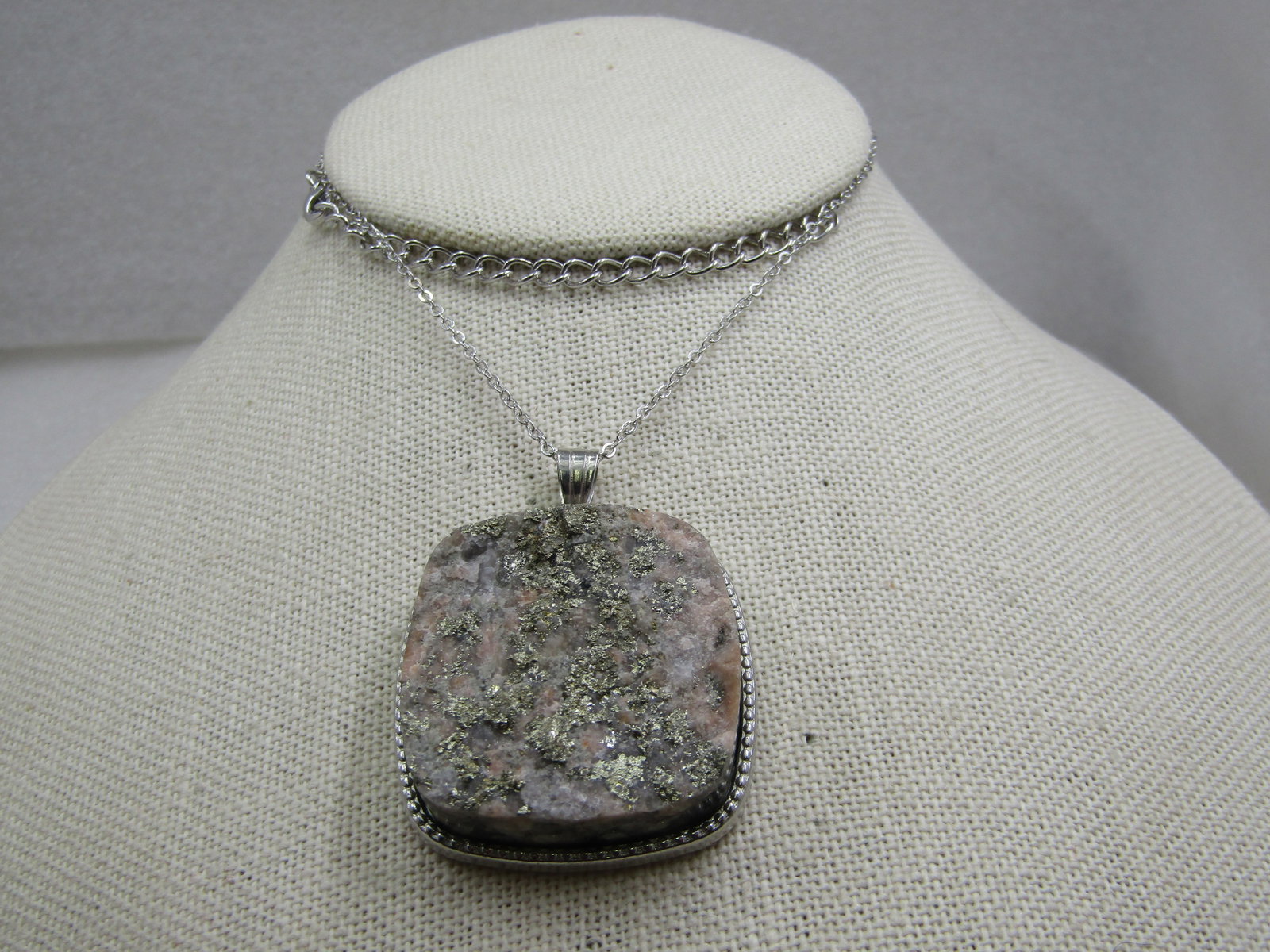 Vintage Drusy Quartz Necklace, 21" Silver Tone Chain - 2