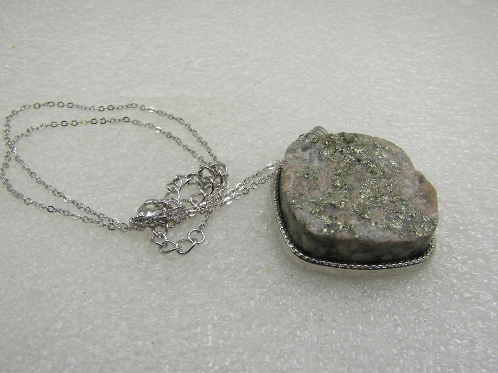 Vintage Drusy Quartz Necklace, 21" Silver Tone Chain - 6
