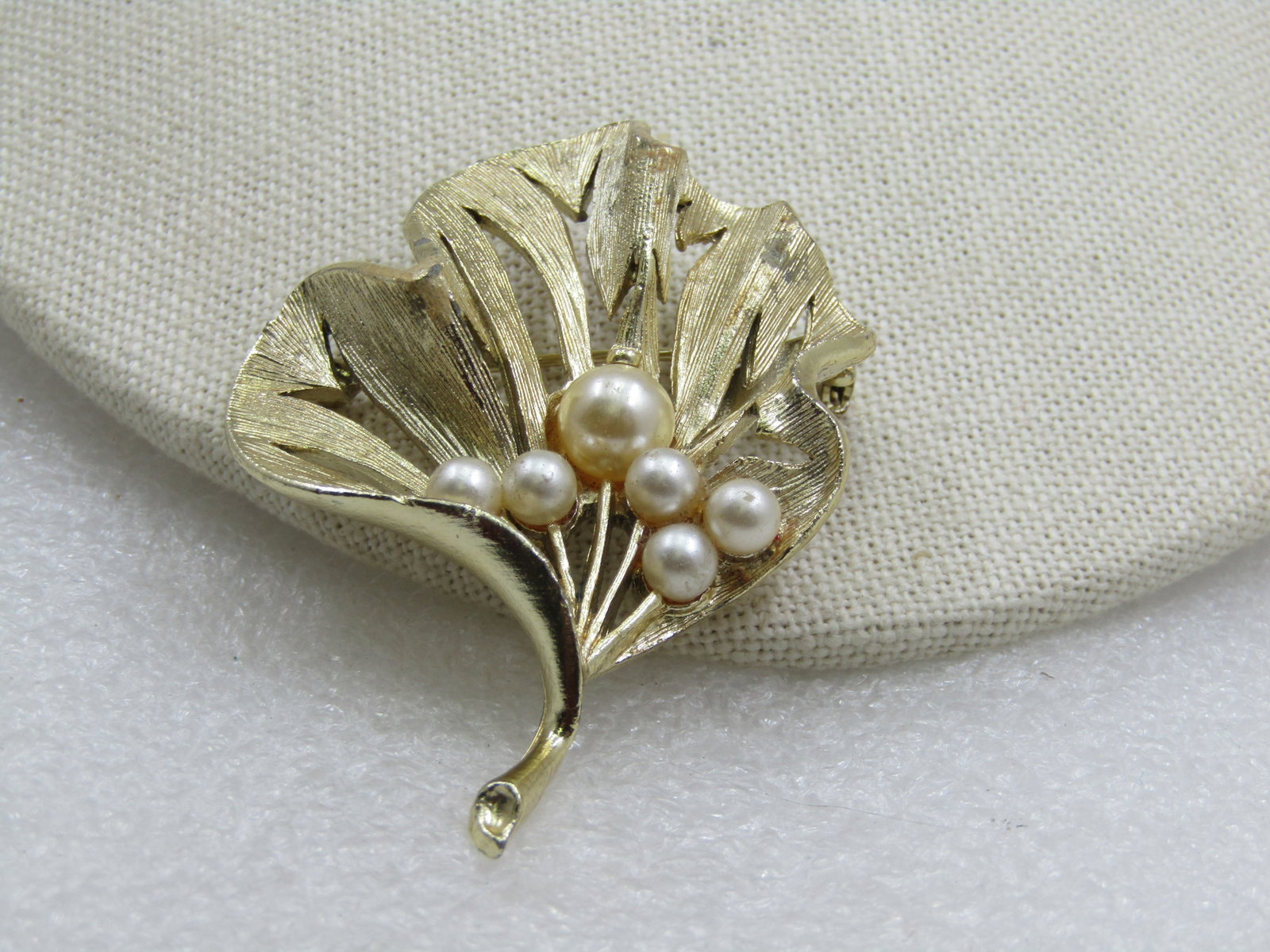 Vintage Gold Tone Faux Pearl Leaf Brooch, 1960's - 2