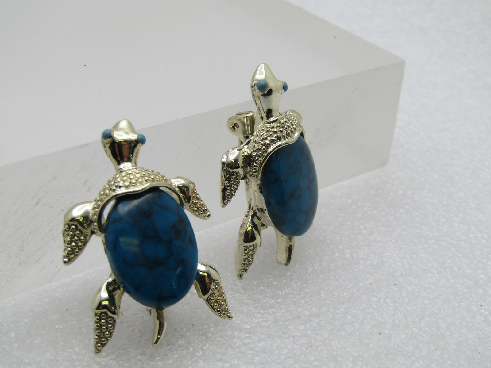 Vintage Pair of Faux Turquoise Sea Turtle Brooches, Scatter, Signed Gerry's 1960's - 2