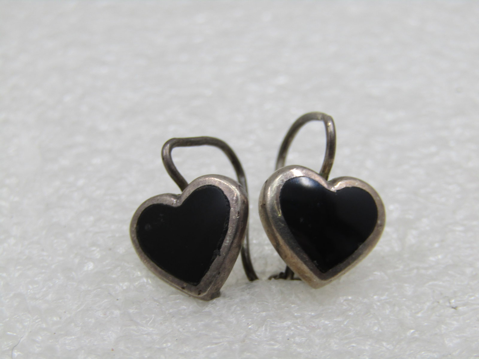 Vintage Sterling Inlaid Onyx Heart Earrings, Pierced, 2.94 gr. - 2
