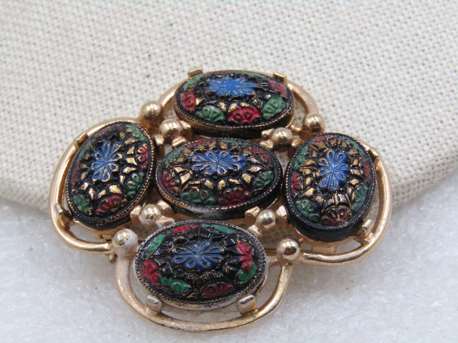Vintage Floral Pressed Cameo Style Sarah Coventry Brooch, 1960's-1970's - 2