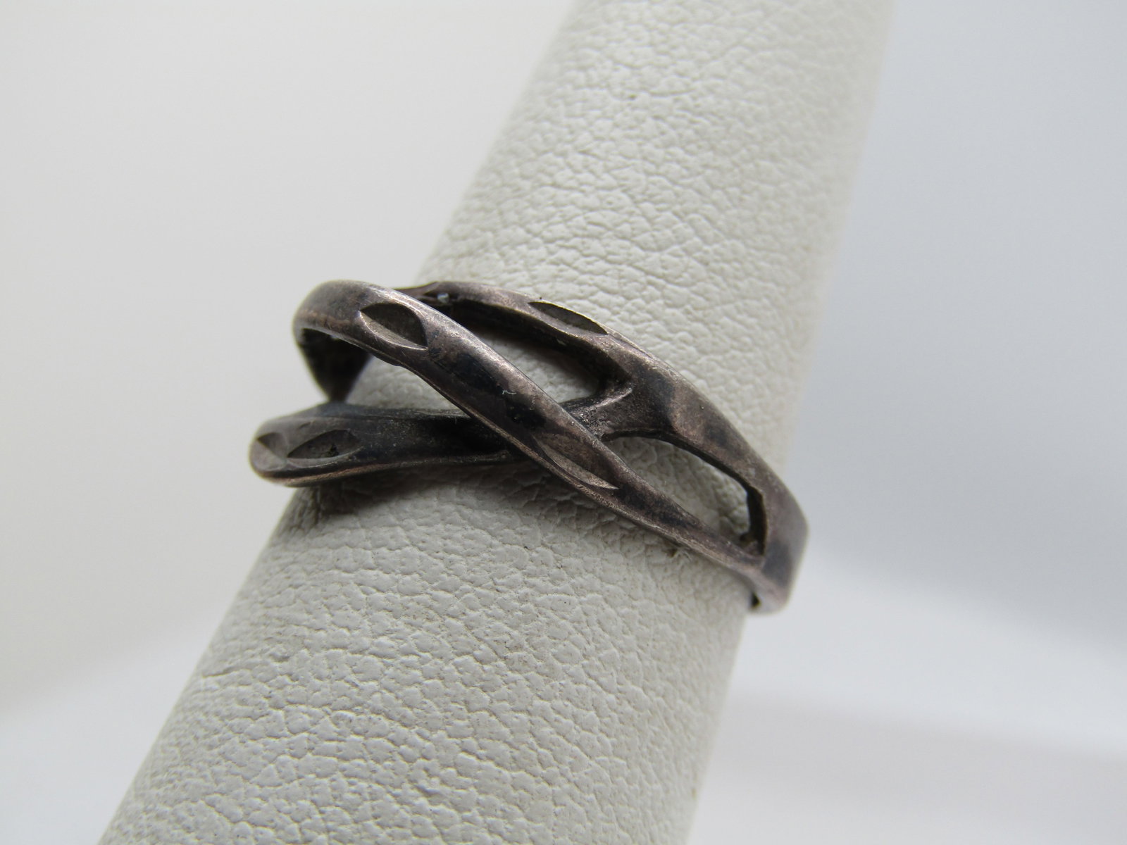 Vintage Sterling Triple Notched Band Ring, Sz. 6.5, Slgned LLC - 2