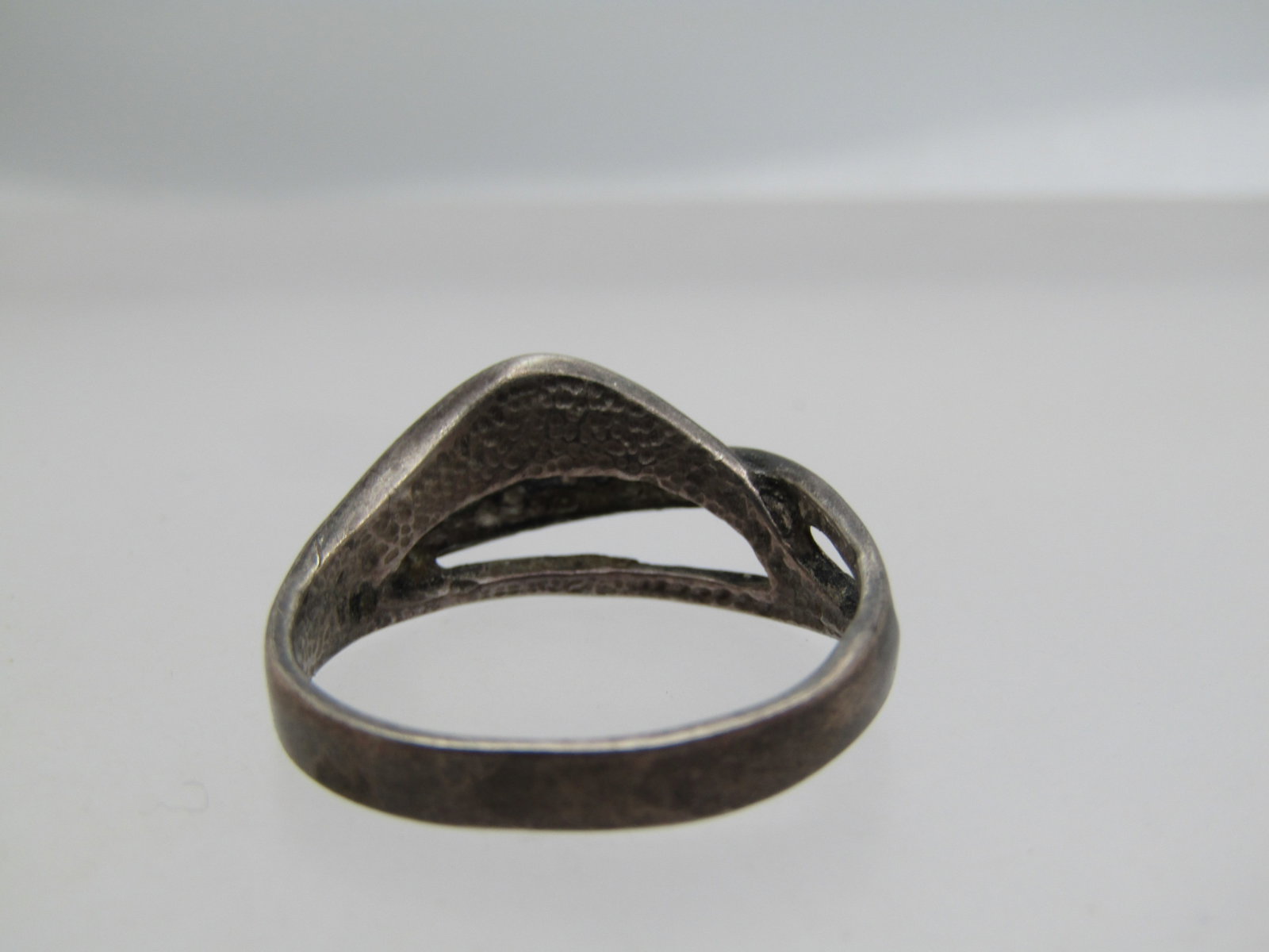 Vintage Sterling Triple Notched Band Ring, Sz. 6.5, Slgned LLC - 4