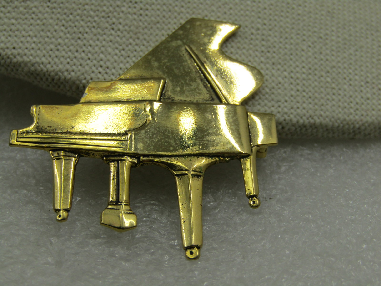 Vintage Baby Grand Piano Brooch, Gold Tone, 1960's - 2