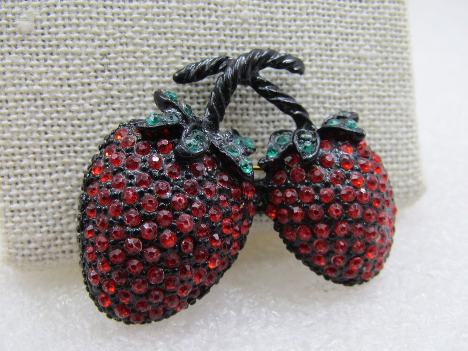 Vintage Red & Green Rhinestone Strawberries Brooch, Black Metal, Mid-Century Weiss - 2