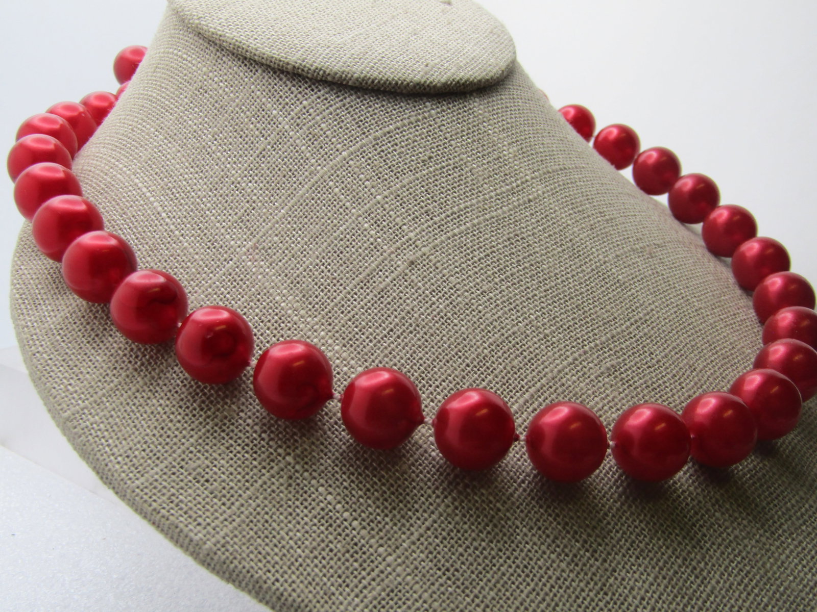 Vintage Cherry Red Plastic Beaded Necklace, 12mm, 24", 1950-1960's - 3
