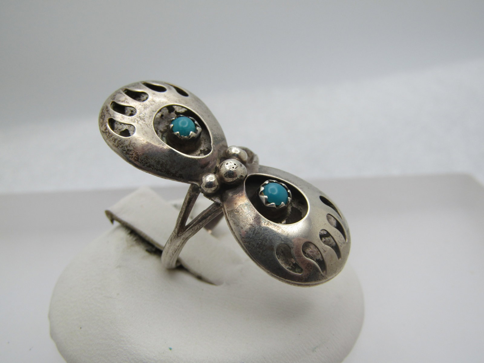 Vintage Double Turquoise Double Bear Paw Ring, Sz. 5.5 - 4