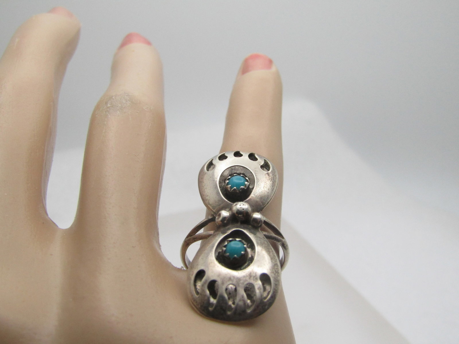 Vintage Double Turquoise Double Bear Paw Ring, Sz. 5.5 - 6