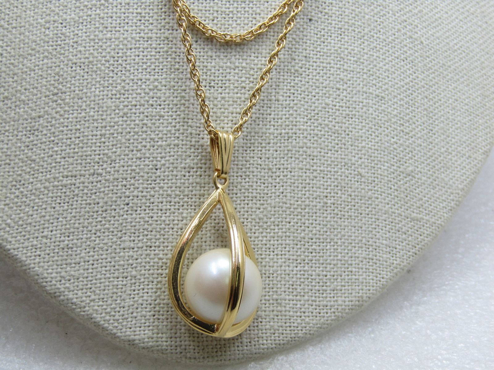 Vintage Caged Pearl Necklace, Avon, 1960's-1970's, 30" - 3