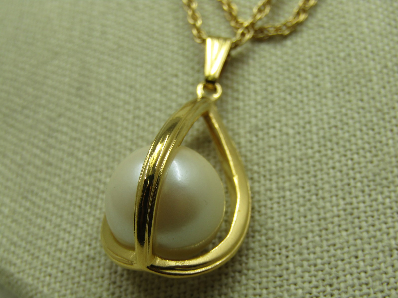 Vintage Caged Pearl Necklace, Avon, 1960's-1970's, 30" - 5