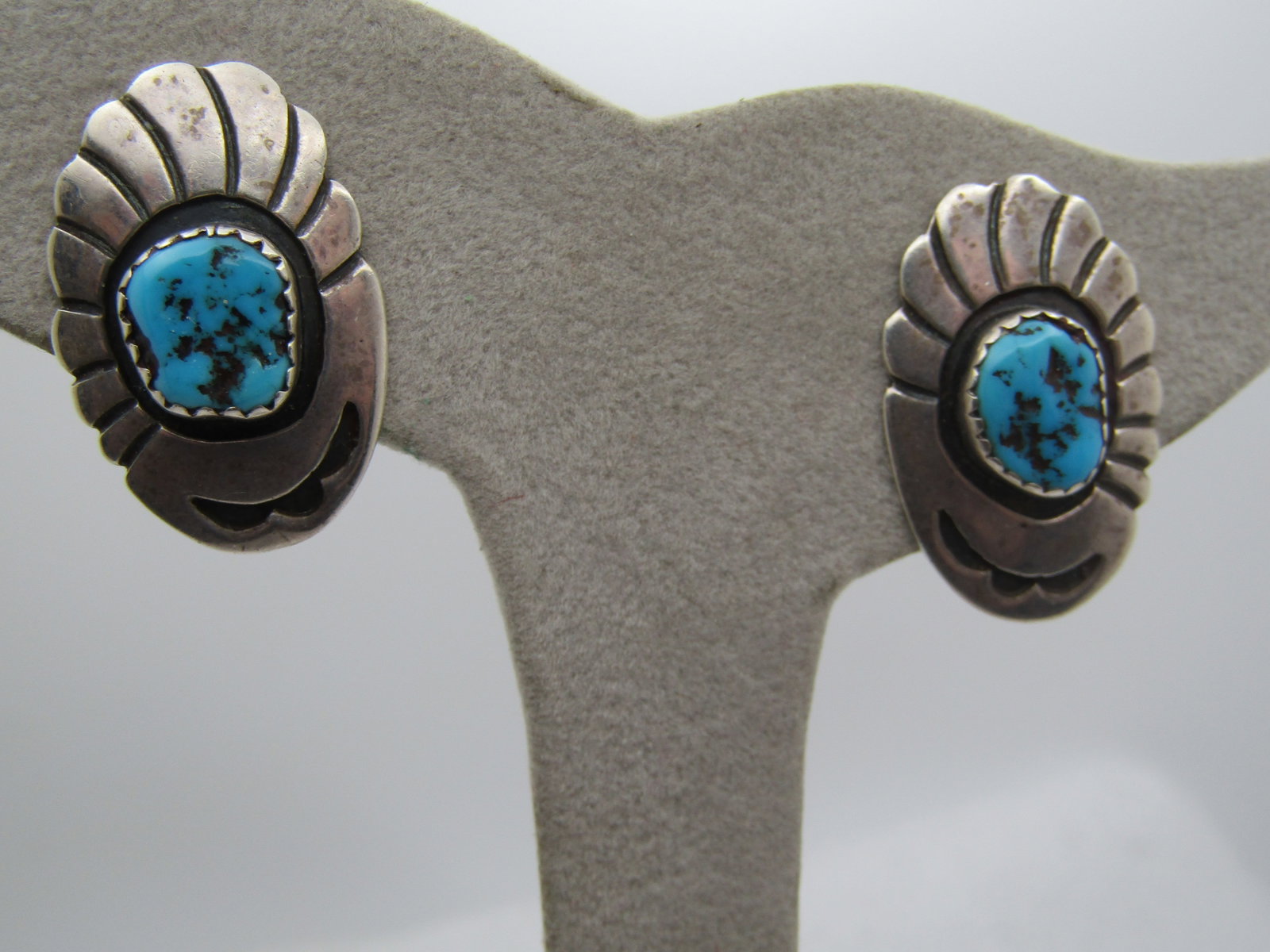 Vintage Sterling Malacite Marcasite Ring, Sz. 8.25.m 1970's-1980's. - 3