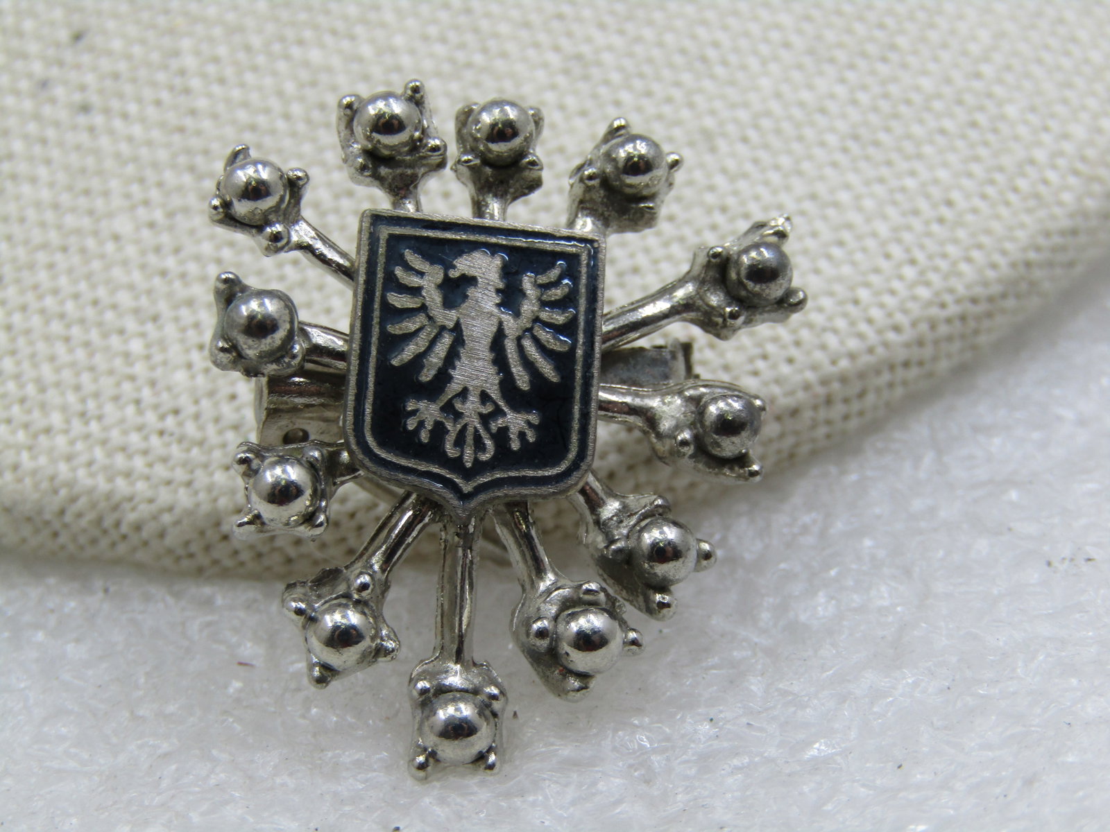 Vintage Enameled Bird Crest/Flag Brooch, Enameled, 1970's - 4