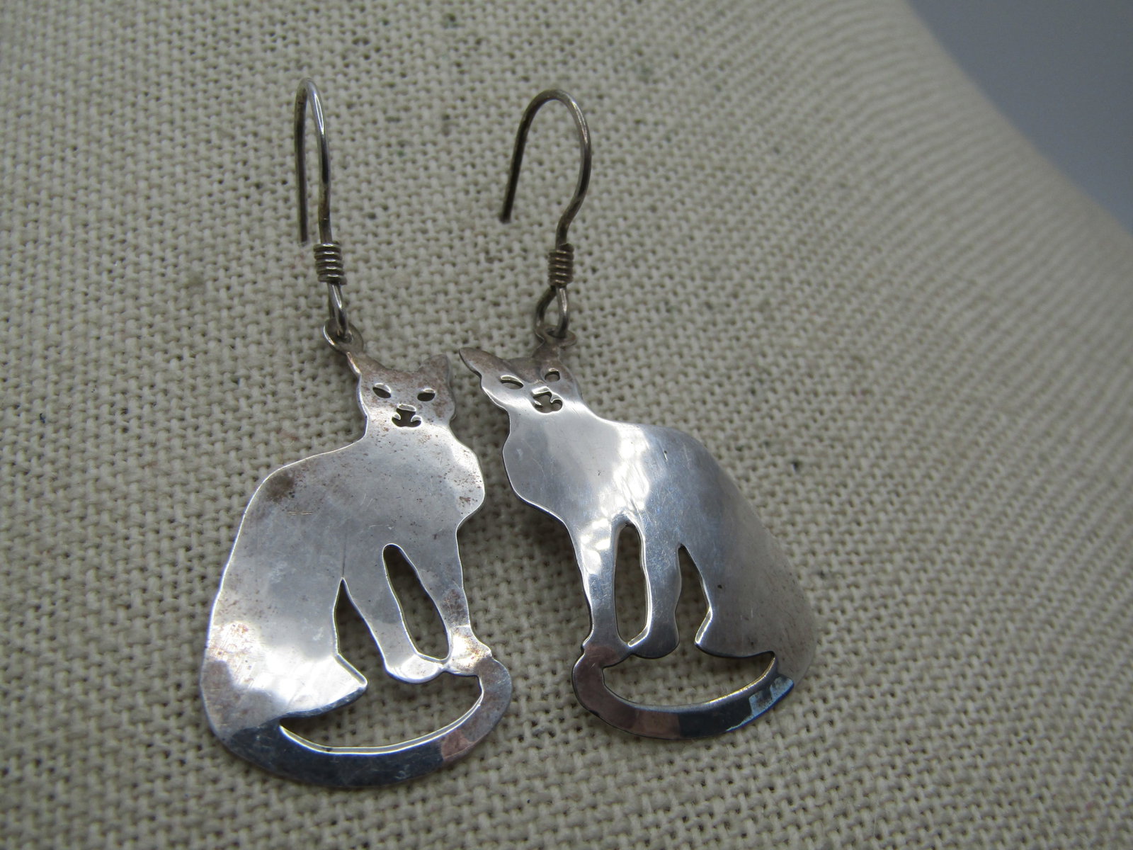 Vintage Sterling Hammered Cat Drop Earrings, Signed Wild Bryde, 1.75" - 3