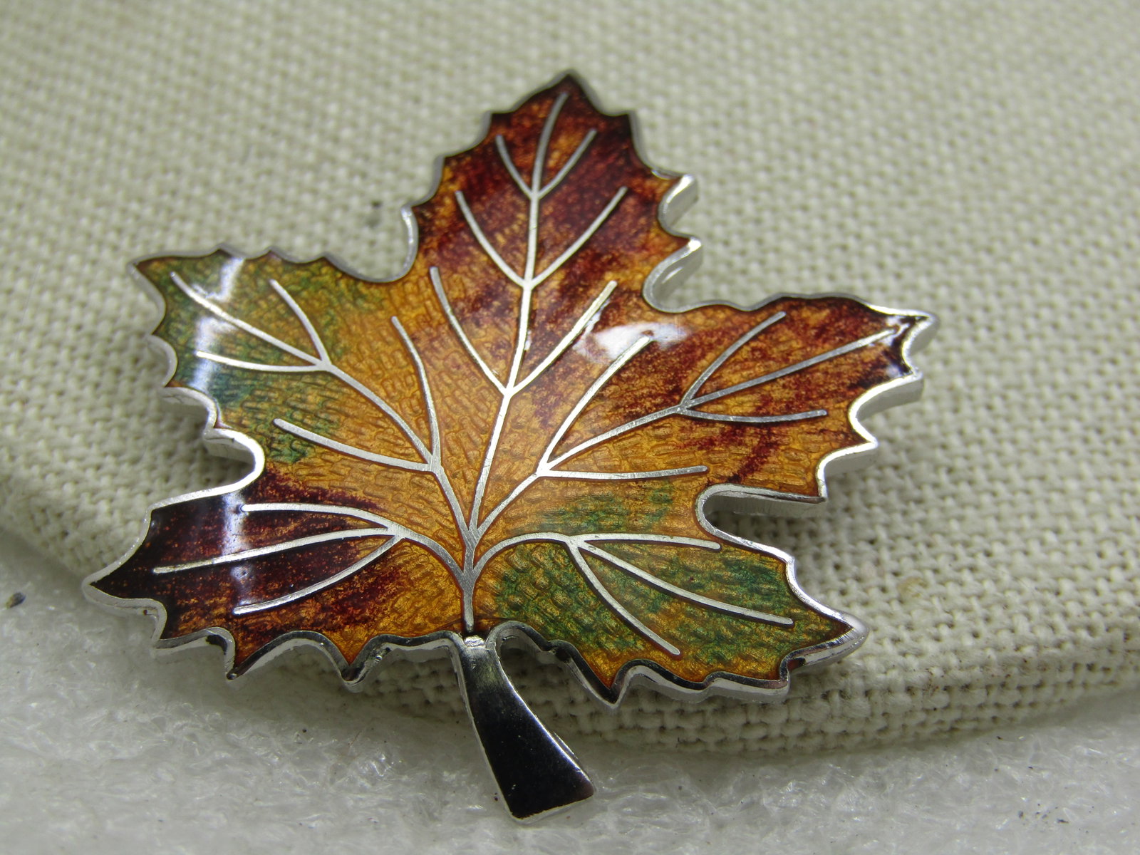 Vintage Sterling Silver Enameled Maple Leaf Brooch, Signed Bond Boyd - 2