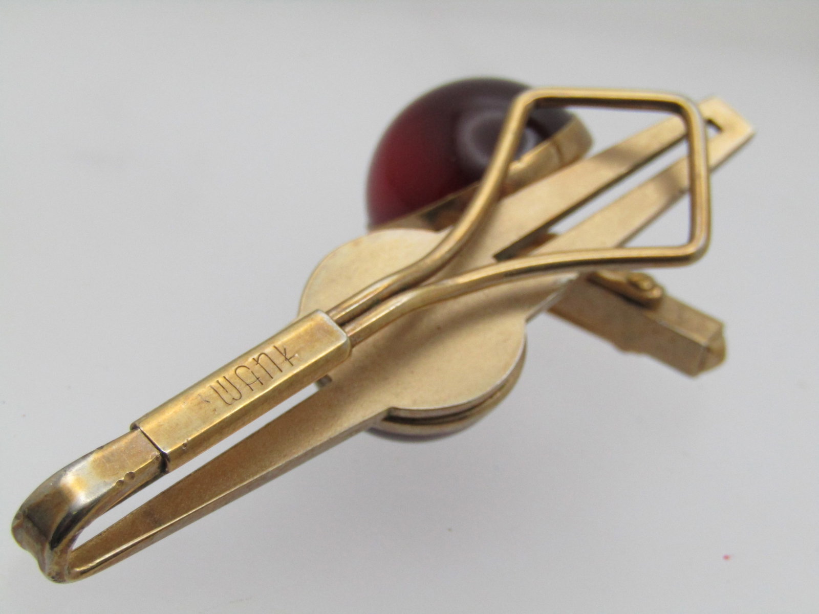 Vintage Swank Red Moonglow Cufflinks Tie Bar Set, 1940's-1950's - 4
