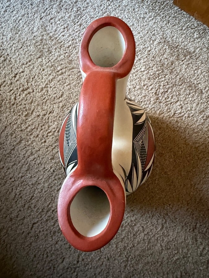 Authentic Gloria Salvador Acoma Pueblo Wedding Vase - Hand-Painted Fine-Line 12" - 6