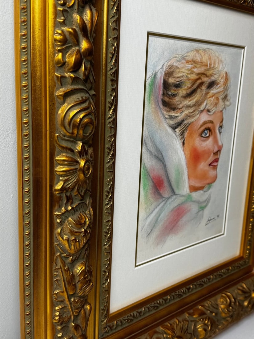 British Royalty Princess Diana Fashion Icon 1992 Spring Cairo Portrait Pastel - 19