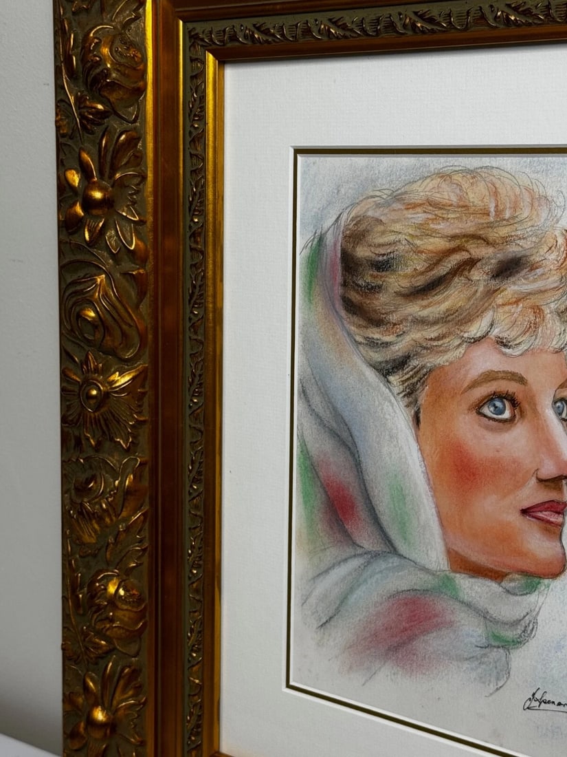 British Royalty Princess Diana Fashion Icon 1992 Spring Cairo Portrait Pastel - 3