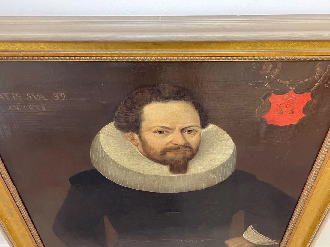 Oil Portrait Dutch Wealthy Merchant In The Manner of Michiel van Mierevelt C1625 - 4