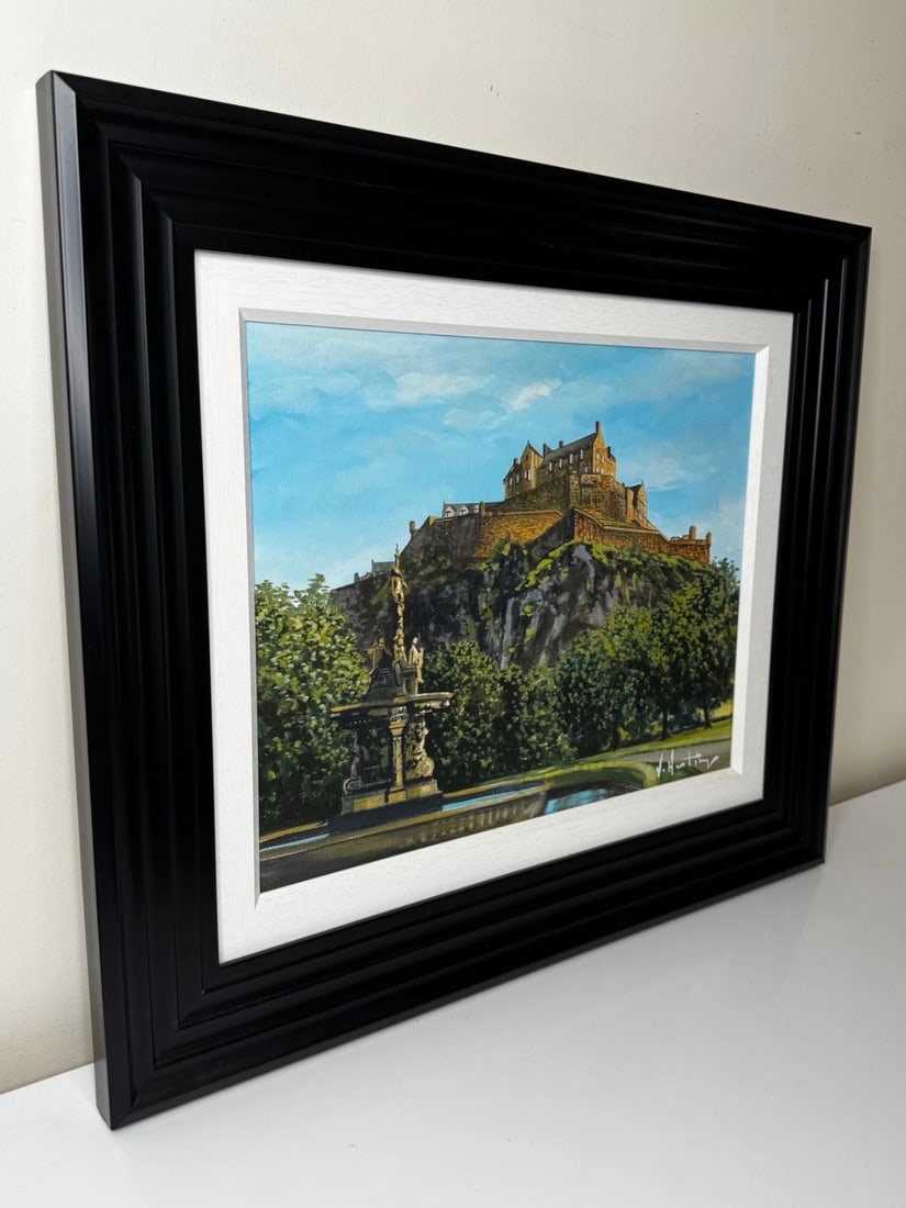 Painting Crown of the Capital at Dawn Edinburgh Castle with the Ross Fountain - 6