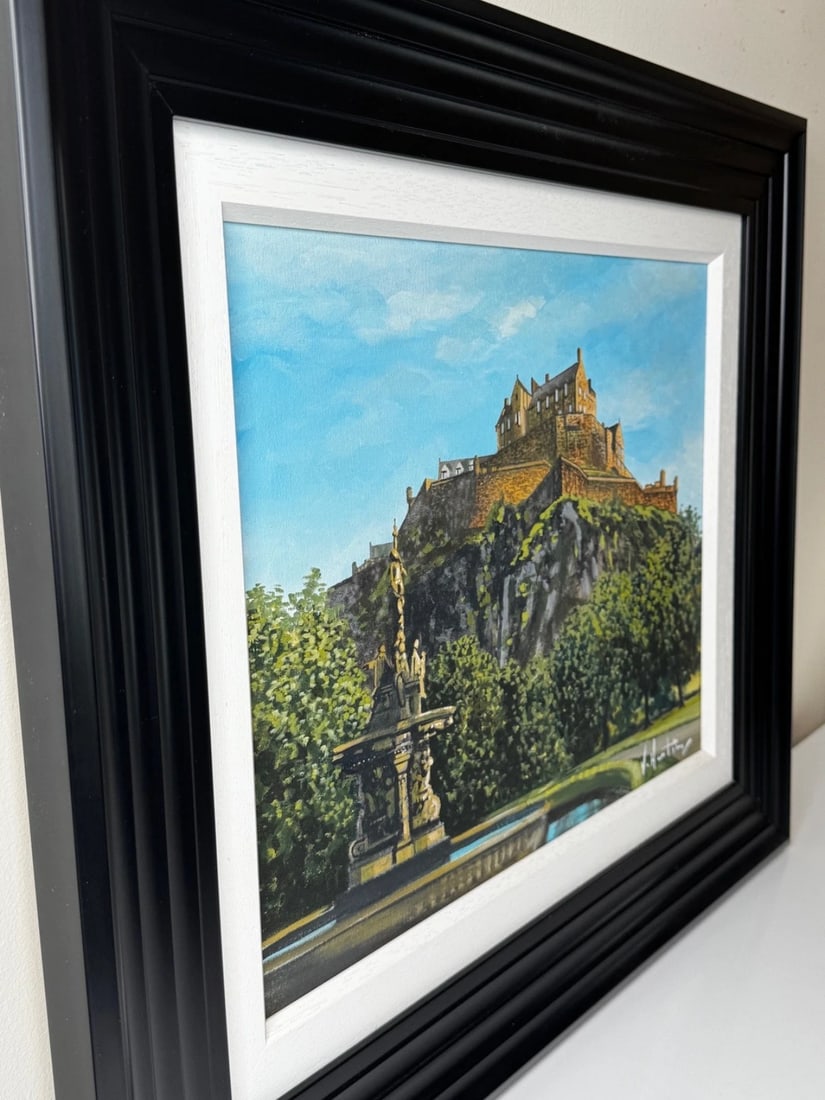 Painting Crown of the Capital at Dawn Edinburgh Castle with the Ross Fountain - 7