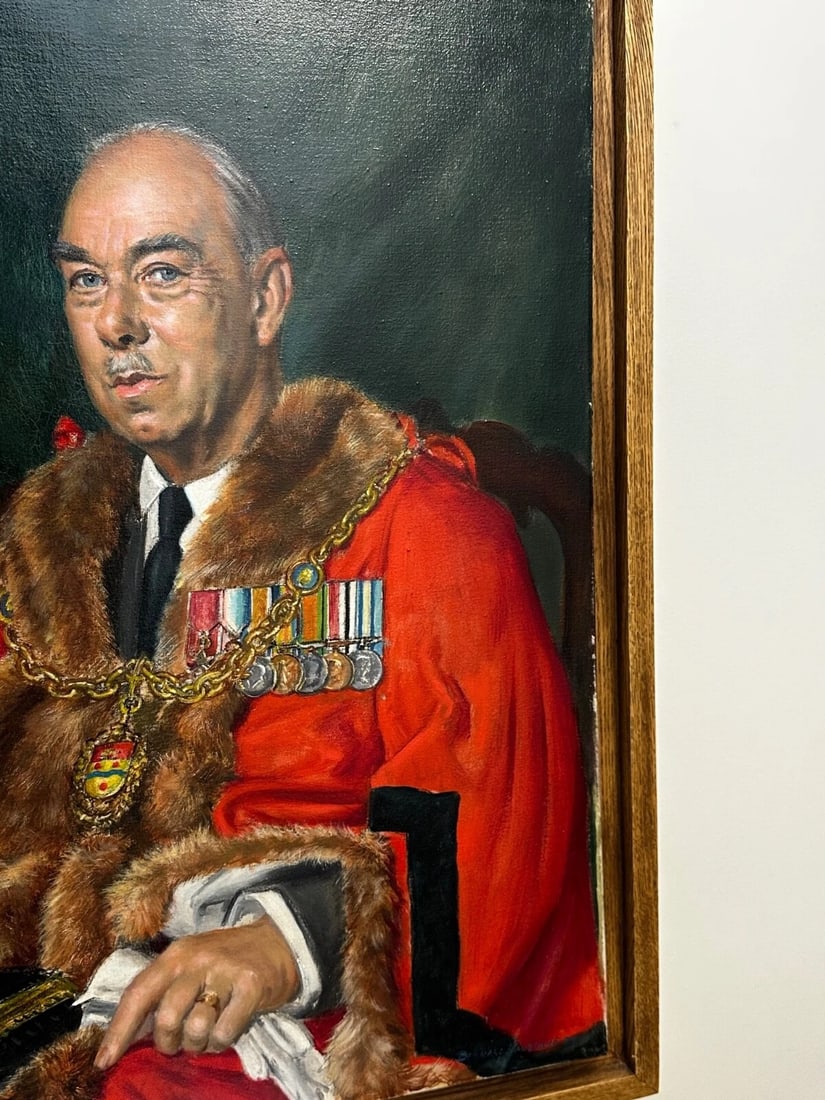 Oil Painting Mayor Of Maidstone Frederick Leslie Wallis by Bernard Hailstone - 4