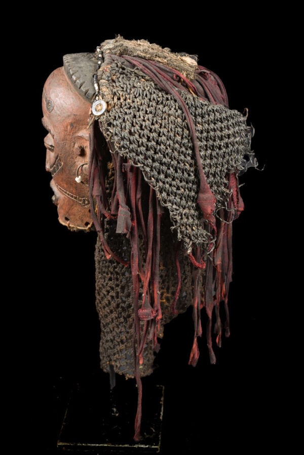 Mwana Pwo Mask – Wood, Rope – Chokwe – DR Congo - 4