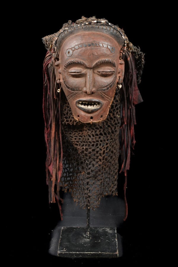 Mwana Pwo Mask – Wood, Rope – Chokwe – DR Congo - 8
