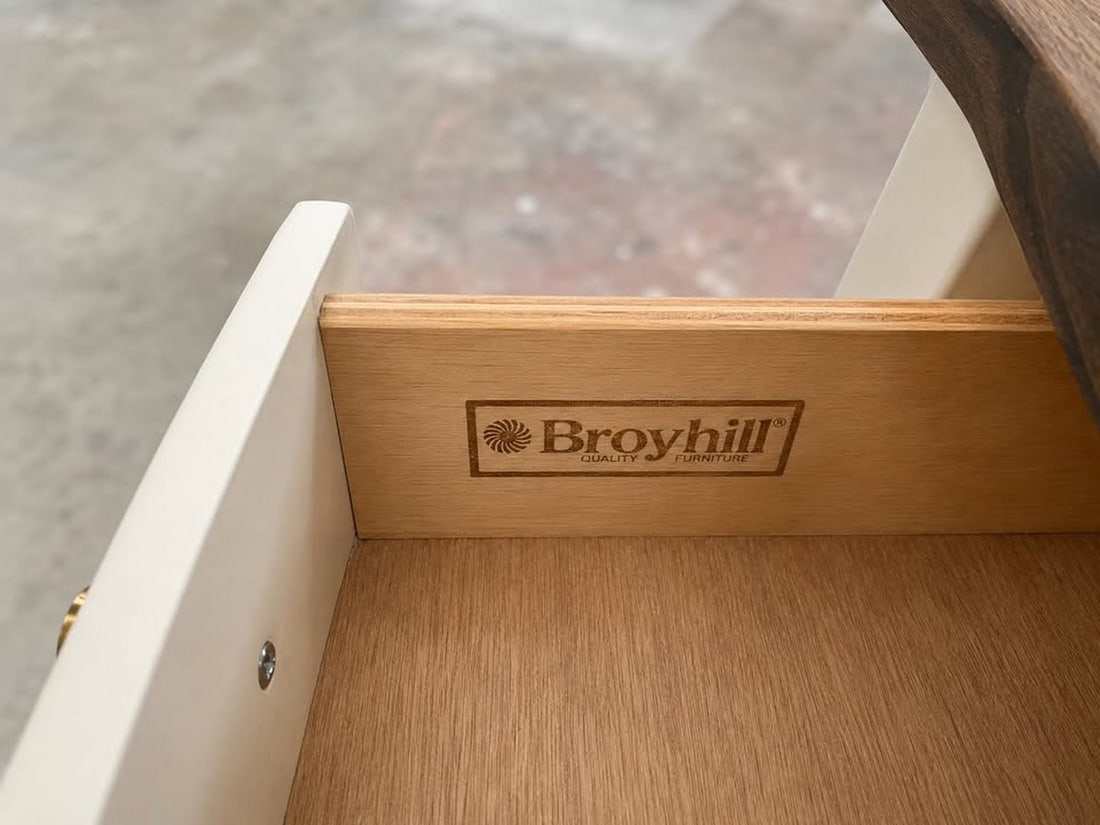 Broyhill Cream and Wood Two-Drawer Nightstand - 3