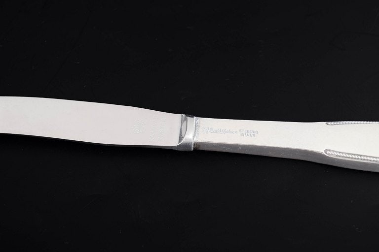Evald Nielsen, Denmark. Lunch knives, set of four in sterling silver and stainless steel. Approx. - 5