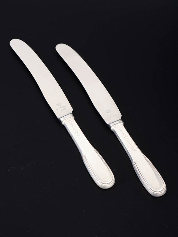 Evald Nielsen, Denmark. Two lunch knives in sterling silver and stainless steel. Approx. 1930s. (1 of 5)