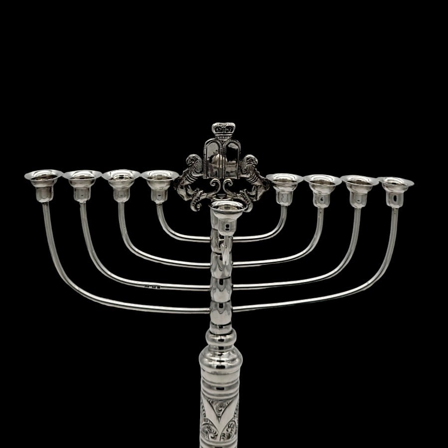 Early 20th Century Modern George V Silver Menorah London 1926 Aaron Taitelbaum - 5