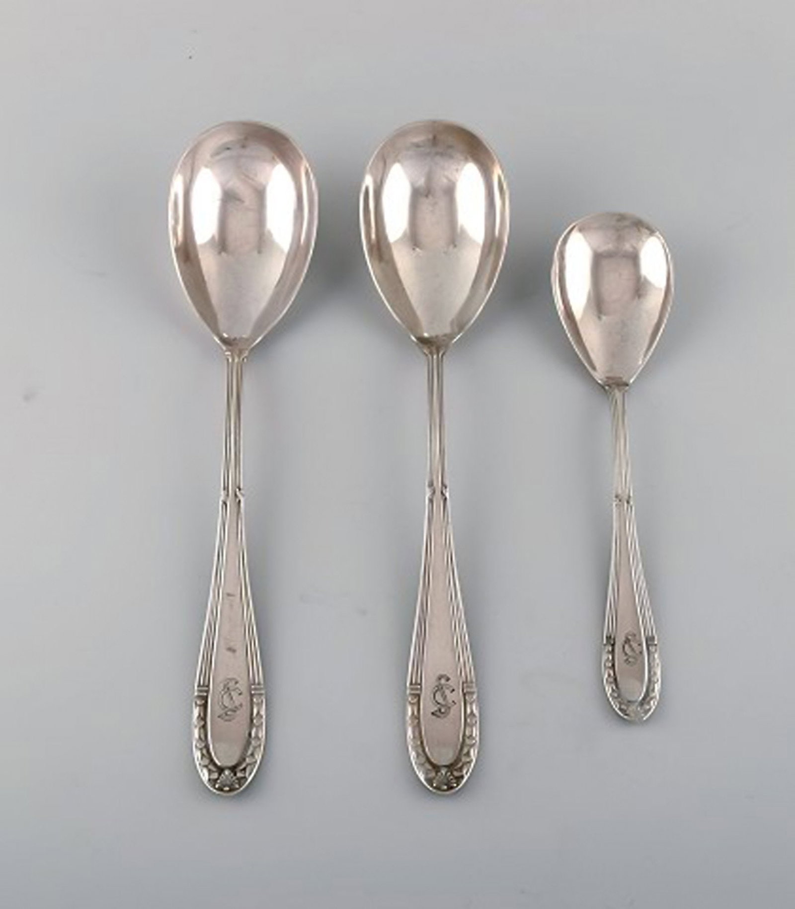 Eight F&K serving parts in plated silver. 1930's. - 3