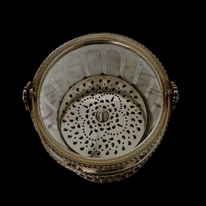 19th Century Antique Victorian Silver-Plated Victorian Ice Bucket Circa 1860 Elkington & Co - 4