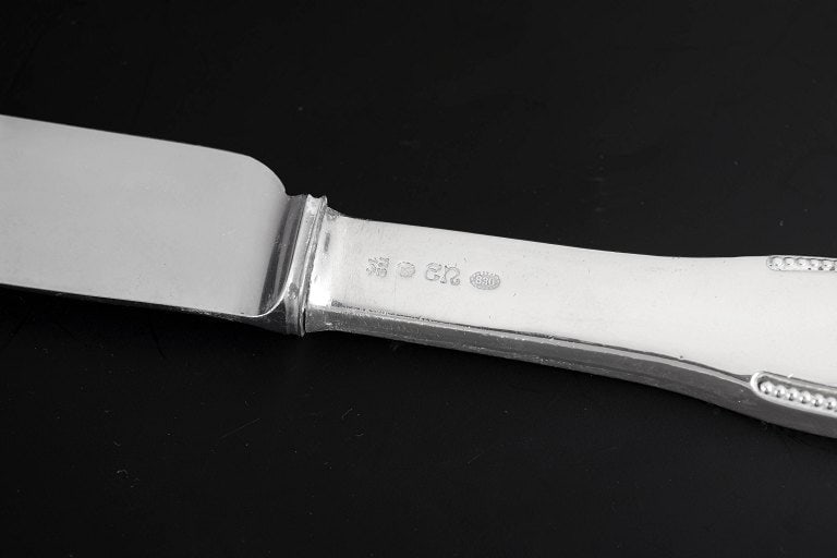 Evald Nielsen, Denmark. Set of four dinner knives in sterling silver and stainless steel. Approx. - 4
