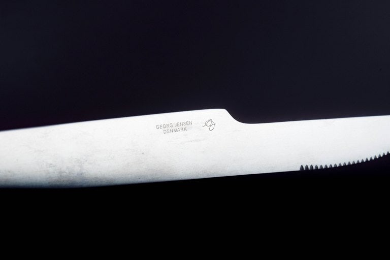 Arne Jacobsen for Georg Jensen, Denmark. Set of five dinner knives in stainless steel. Approx. - 4