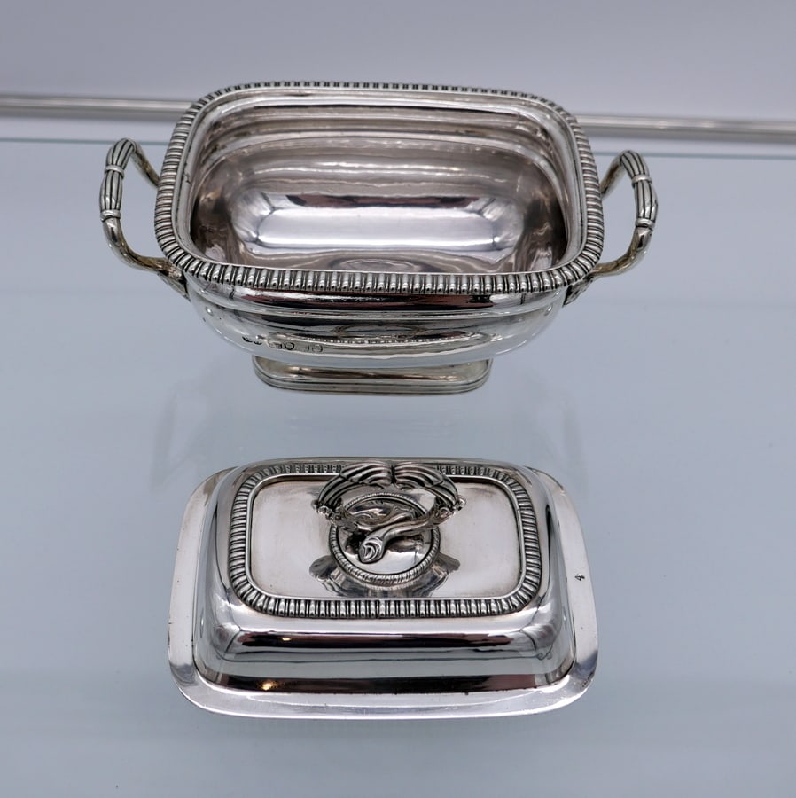 Early 19th Century Antique George IV Sterling Silver Pair Sauce Tureens London 1827 William Brown - 8