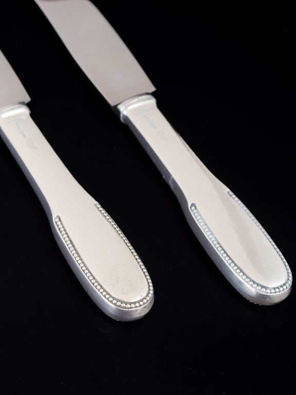 Evald Nielsen, Denmark. Two dinner knives in sterling silver and stainless steel. Approx. 1930s. - 3
