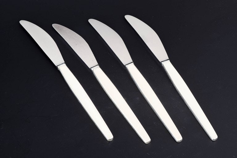 Georg Jensen, Denmark. Lunch knives, set of four in sterling silver and stainless steel. Produced (1 of 5)