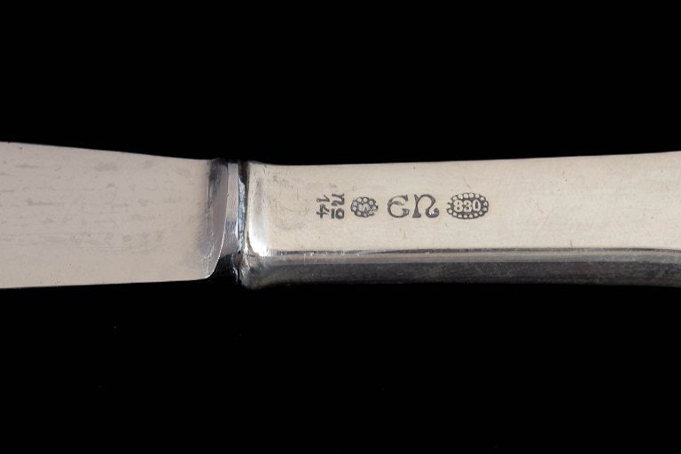 Evald Nielsen, Denmark. Two lunch knives in sterling silver and stainless steel. Approx. 1930s. - 4