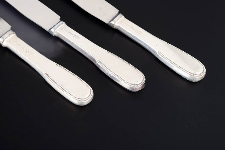 Evald Nielsen, Denmark. Set of three lunch knives in sterling silver and stainless steel. Approx. - 3