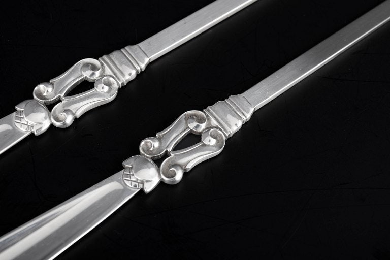 Georg Jensen Acorn, Denmark. Set of two silver lobster forks in the Acorn pattern. After 1944. - 2