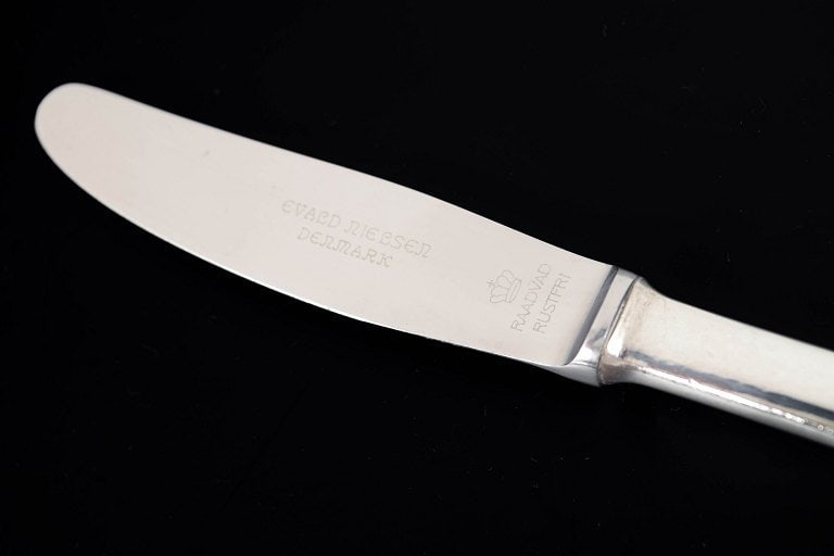 Evald Nielsen, Denmark. Two dinner knives in sterling silver and stainless steel. Approx. 1930s. - 5