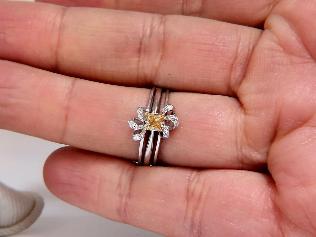 .58ct Natural Fancy Yellow Diamond ring 14 Karat - 2